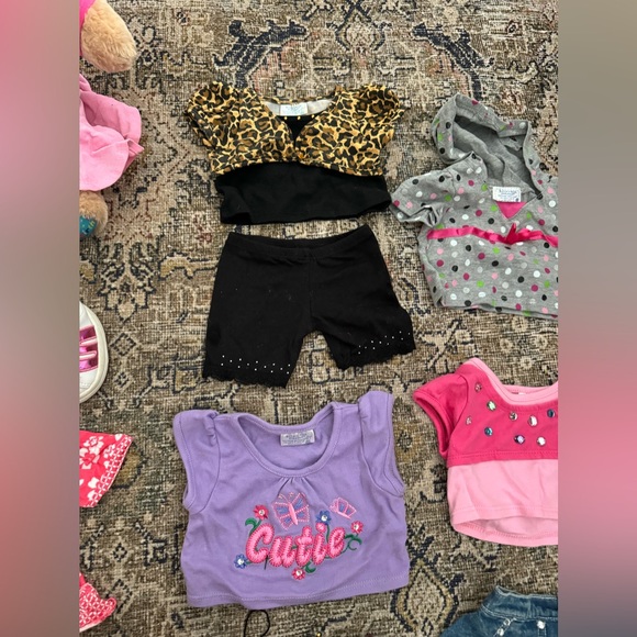 Build-a-bear and big clothes lot - Picture 5 of 12